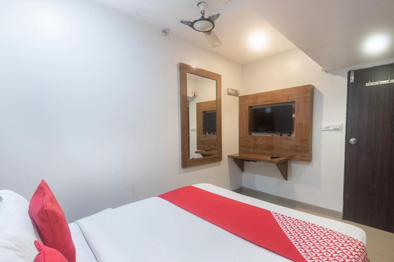 Oyo 49867 Hotel Kalpana Residency Mumbai Ngoại thất bức ảnh