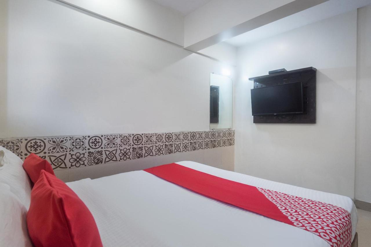 Oyo 49867 Hotel Kalpana Residency Mumbai Ngoại thất bức ảnh
