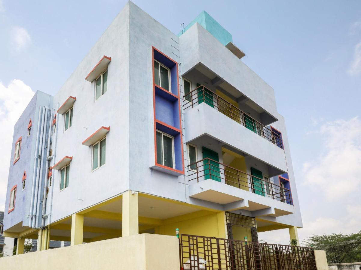 Oyo 49867 Hotel Kalpana Residency Mumbai Ngoại thất bức ảnh
