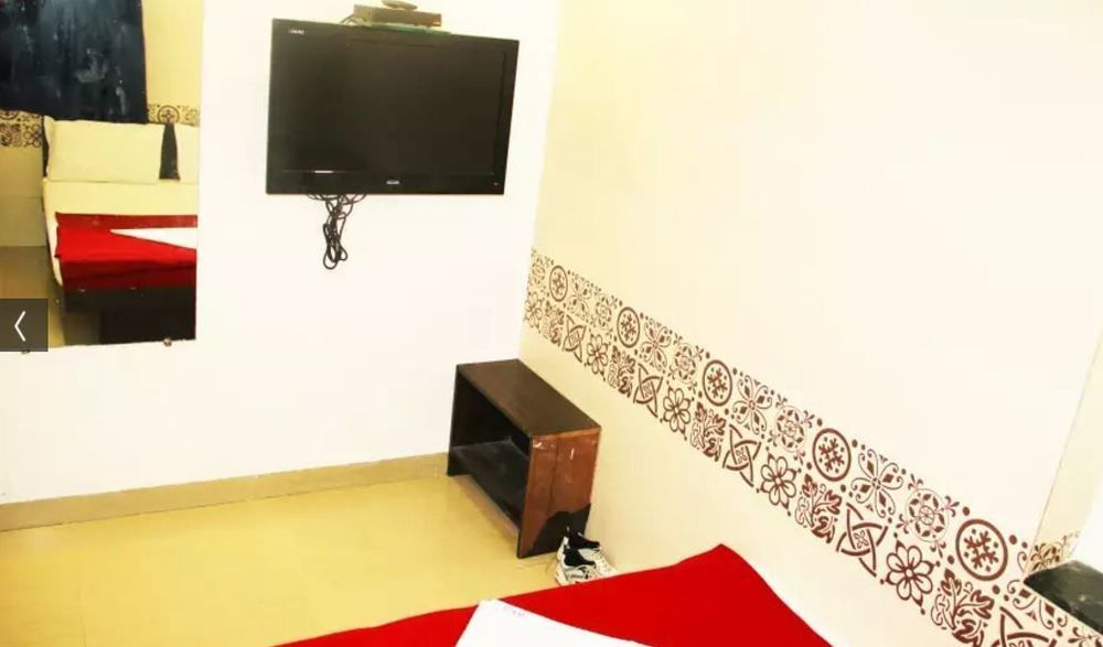 Oyo 49867 Hotel Kalpana Residency Mumbai Ngoại thất bức ảnh