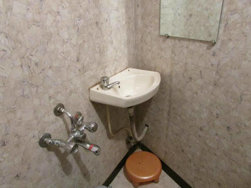 Oyo 49867 Hotel Kalpana Residency Mumbai Ngoại thất bức ảnh